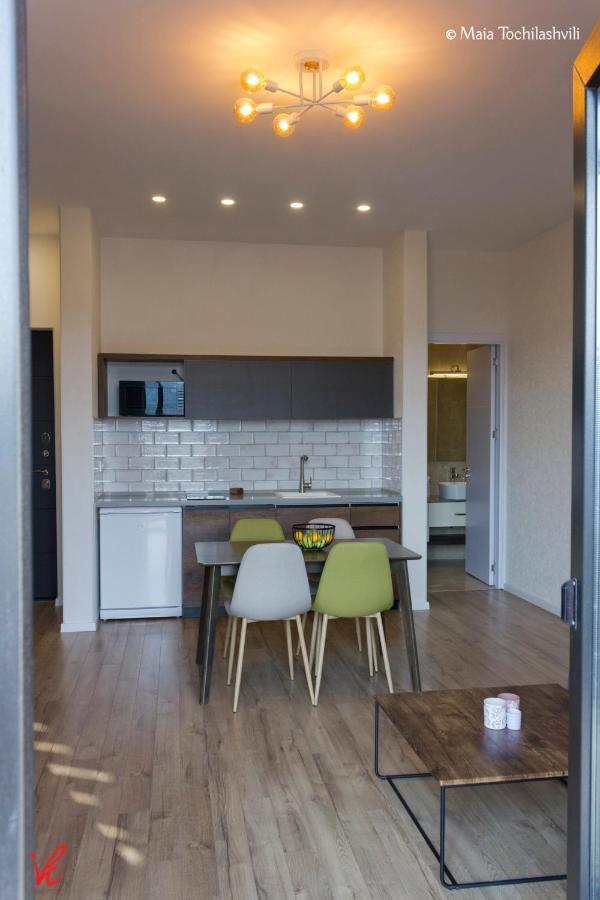 Aura Sameba, Luxury Apartment Тбилиси Екстериор снимка
